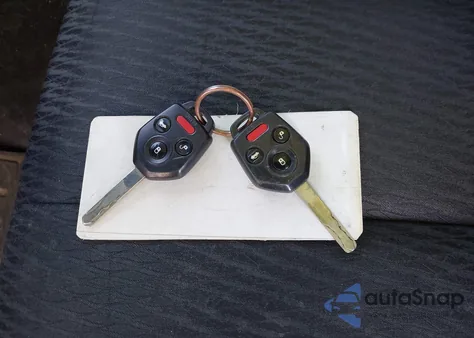 2011 Subaru Outback 2.5I Premium z USA, uszkodzony, nr VIN 4S4BRCBC7B3421962